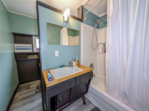 255 White Rd, Duncan, BC 