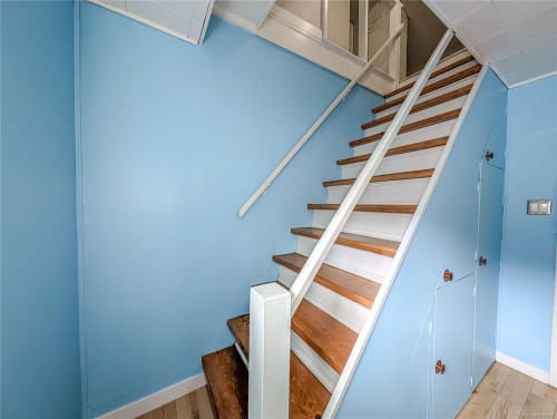 255 White Rd, Duncan, BC 