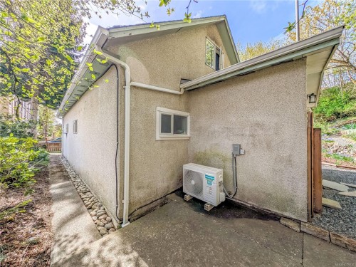 255 White Rd, Duncan, BC 