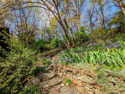 255 White Rd, Duncan, BC 