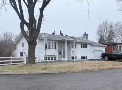 36 Rue Longueuil Repentigny (Repentigny), QC J6A 3X5