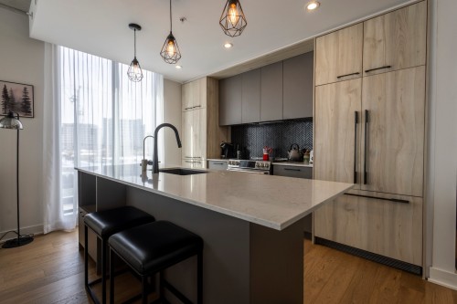 Kitchen - 208-3500 Boul. St-Elzear O., Laval (Chomedey), QC - Indoor Photo Showing Kitchen With Upgraded Kitchen