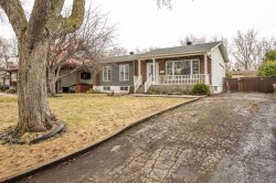 121 Place Mercure  Candiac, QC J5R 1R1