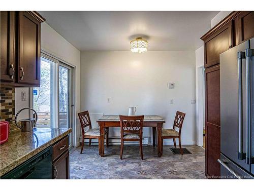 19 Coventry Cres, Fredericton, NB 