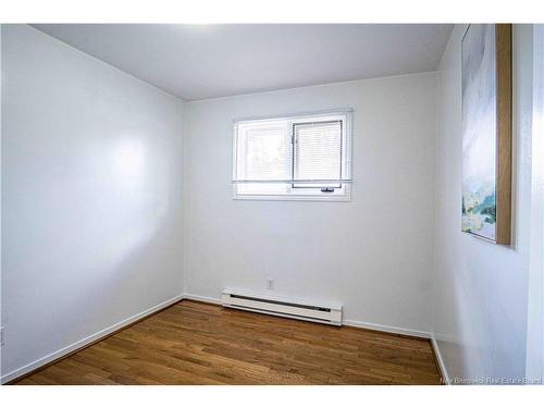 19 Coventry Cres, Fredericton, NB 