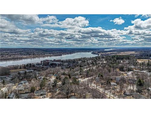 19 Coventry Cres, Fredericton, NB 