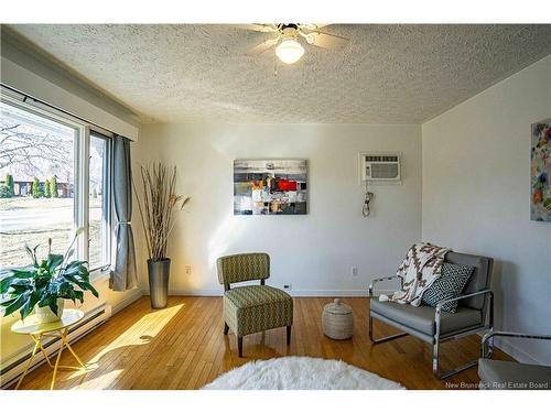 19 Coventry Cres, Fredericton, NB 