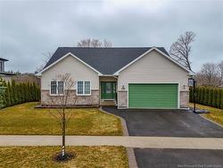 138 Still Water CRES  Fredericton, NB E3B 0V8