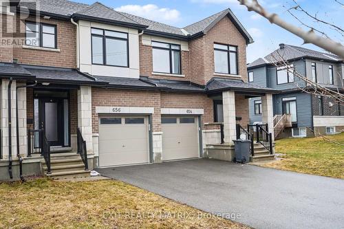 656 Putney Crescent W, Ottawa, ON - Outdoor With Facade