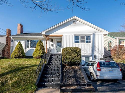 3405 Claremont Street  Halifax, NS B3L 3L6