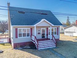 50 Duncan Street Glace Bay, NS B1A 2L6