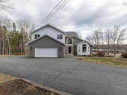 35 Longburn Drive Hammonds Plains, NS B4B 1N4