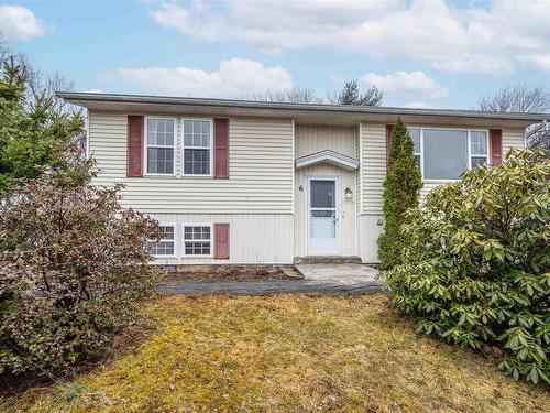 6 Granby Court  Halifax, NS B3R 2M7