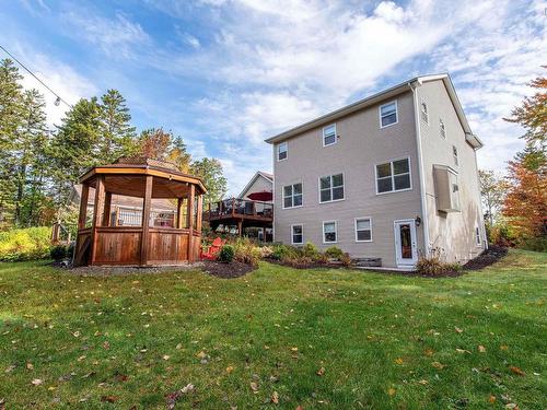 144 Aberdeen Drive, Fall River, NS 
