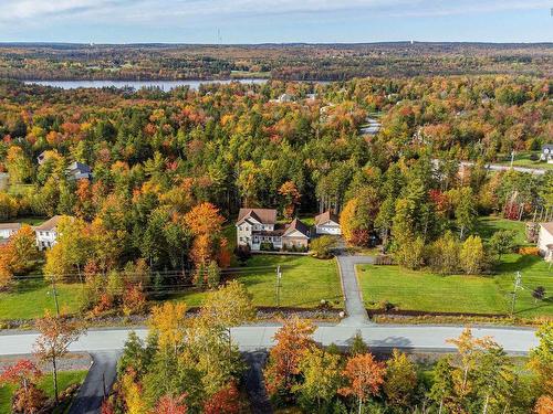 144 Aberdeen Drive, Fall River, NS 