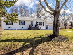 16 Hillcrest Avenue Nictaux, NS B0S 1P0