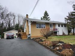 82 Holland Road Fletchers Lake, NS B2T 1A1
