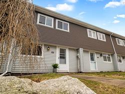69 Cavendish Road  Halifax, NS B3P 2J6