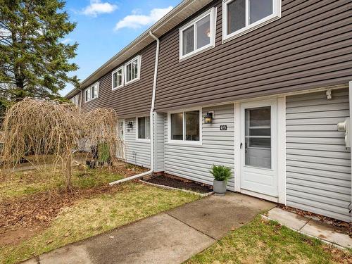 69 Cavendish Road, Halifax, NS 