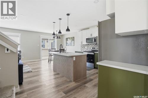 4600 Ferndale Crescent, Regina, SK - Indoor Photo Showing Kitchen With Upgraded Kitchen