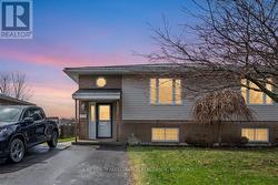 105 PEARL STREET Deseronto (Deseronto (Town)), ON K0K 1X0