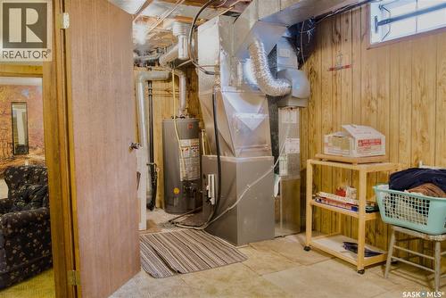 802 7Th Street E, Saskatoon, SK - Indoor Photo Showing Basement