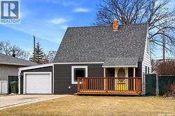 1736 McIntosh STREET  Regina, SK S4T 5C5