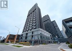 1005 - 5 QUARRINGTON LANE Toronto, ON M3C 0S4