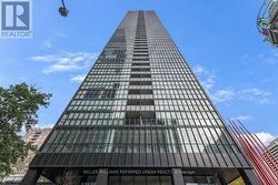 1410 - 110 CHARLES STREET E Toronto, ON M4Y 1T5