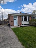 15 THORNCROFT CRESCENT Ajax, ON L1S 2S1