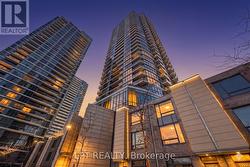 3105 - 5 VALHALLA INN ROAD Toronto, ON M9B 0B1