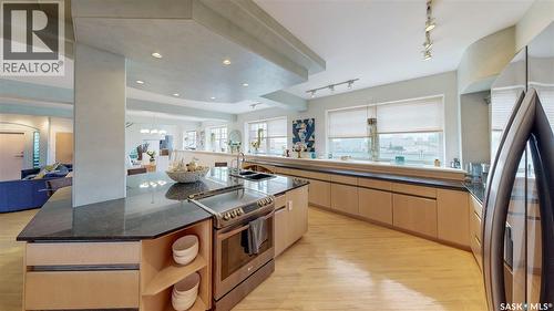 400 1150 Rose Street, Regina, SK - Indoor Photo Showing Kitchen With Double Sink