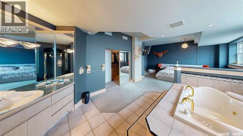 400 1150 Rose Street, Regina, SK - Indoor Photo Showing Bathroom
