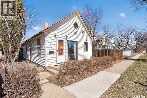 528 Ominica STREET E  Moose Jaw, SK S6H 0H3