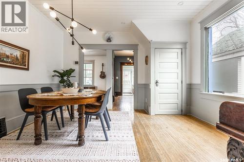 215 27Th Street W, Saskatoon, SK - Indoor Photo Showing Dining Room
