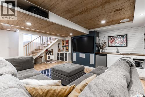 215 27Th Street W, Saskatoon, SK - Indoor