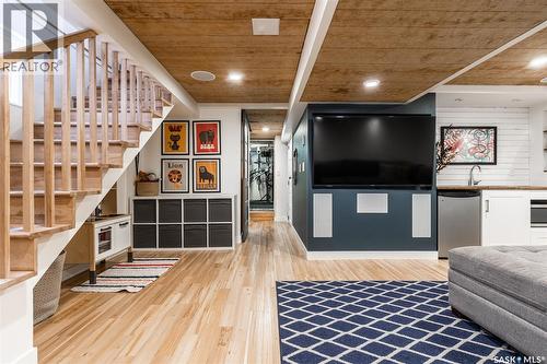 215 27Th Street W, Saskatoon, SK - Indoor Photo Showing Other Room