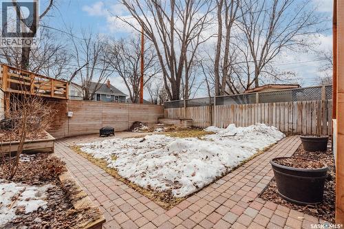 215 27Th Street W, Saskatoon, SK - Outdoor