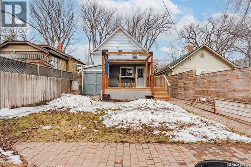 215 27Th Street W, Saskatoon, SK - Outdoor