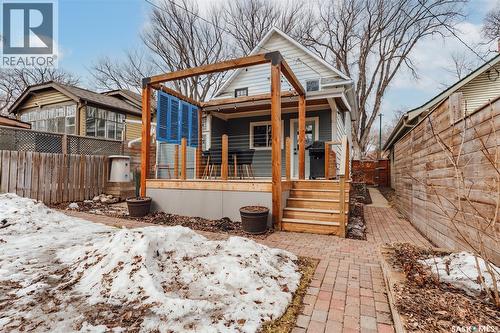 215 27Th Street W, Saskatoon, SK - Outdoor
