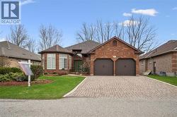 152 GOLF LINKS Drive Baden, ON N3A 3P1
