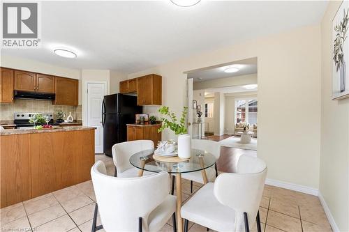 87 Ralgreen Crescent, Kitchener, ON - Indoor Photo Showing Dining Room