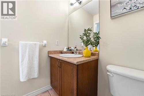 87 Ralgreen Crescent, Kitchener, ON - Indoor Photo Showing Bathroom