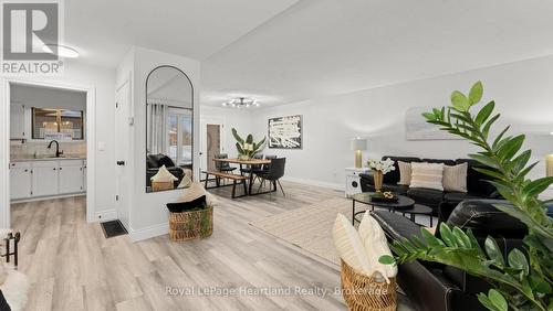 17 Suncoast Drive W, Goderich (Goderich (Town)), ON - Indoor