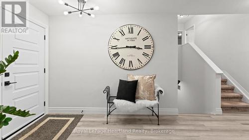 17 Suncoast Drive W, Goderich (Goderich (Town)), ON - Indoor Photo Showing Other Room