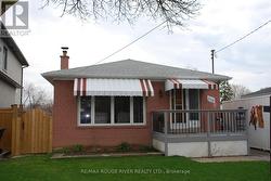 116 LORD ROBERTS DRIVE Toronto, ON M1K 3W8