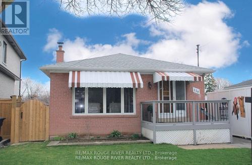 116 LORD ROBERTS DRIVE  Toronto, ON M1K 3W8