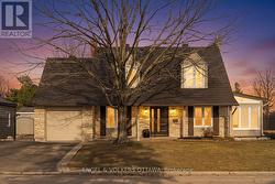 2173 BEAUMONT ROAD  Ottawa, ON K1H 5V2