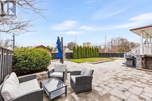 176 Daphne Avenue, Mississauga, ON - Outdoor