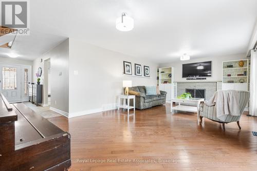 176 Daphne Avenue, Mississauga, ON - Indoor